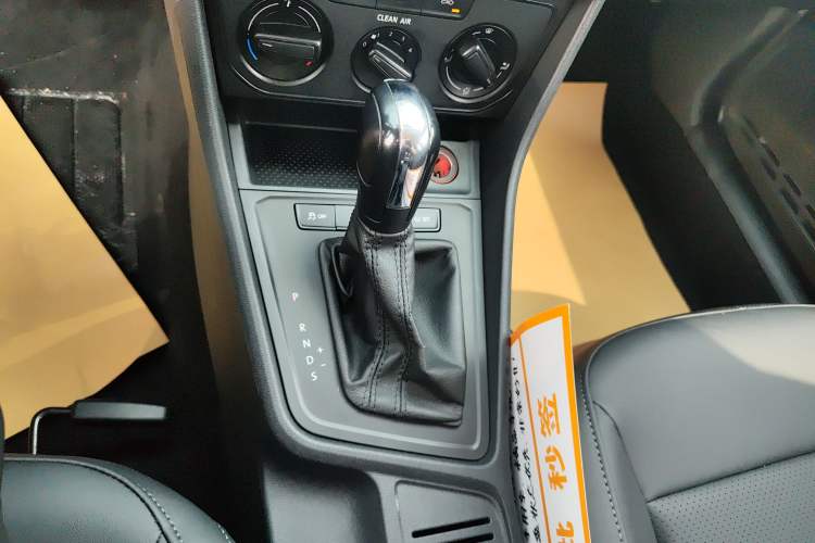 Used Volkswagen Lavida 2017 1.6L Automatic Fashion Edition