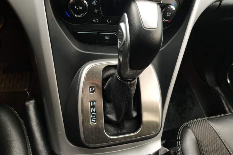 Used Ford Kuga 2015 1.5L GTDi Two-Wheel Drive Fashion Edition
