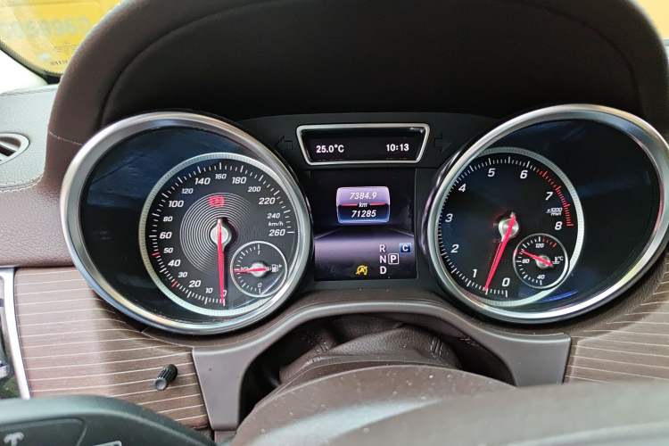 Used Mercedes-Benz GLE 2019 GLE 320 4MATIC Luxury Collection Edition Instrument Cluster