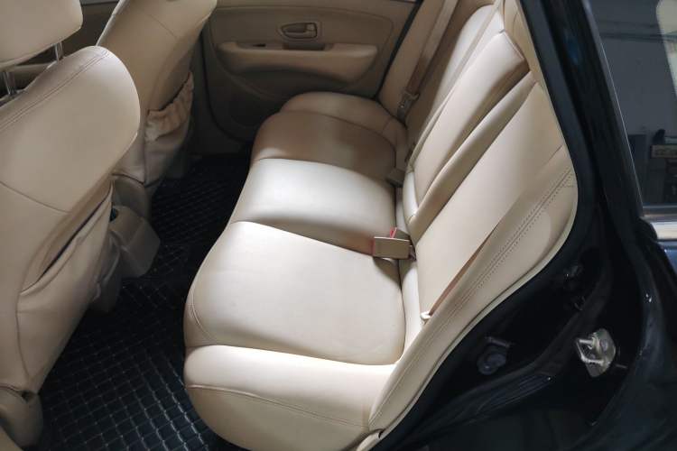 Used Nissan Sylphy 2012 Classic 1.6XE Automatic Comfort Edition Left Rear Seat