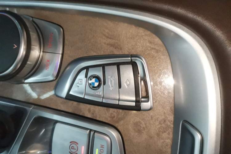 Used BMW 7 Series 2019 Restyled 740Li Leading Luxury Package Vehicle Key