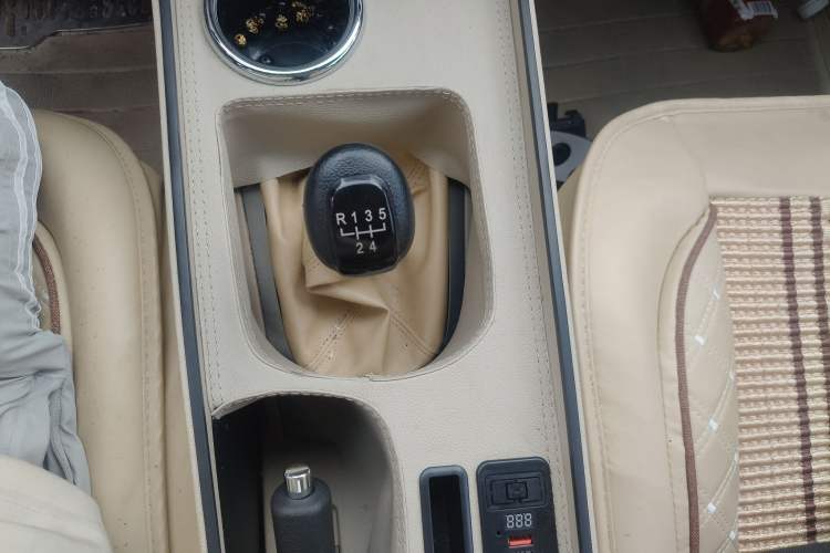 Used Buick Excelle 2011 1.6 LX-MT