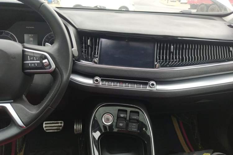 Used Haval H2s 2017 Red-Label 1.5T Dual-Clutch Luxury Model
