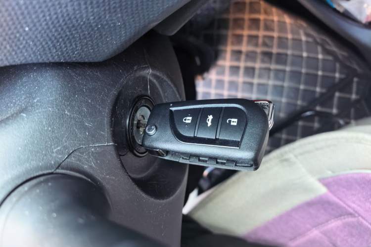 Used Toyota Yaris 2011 1.6 GS Automatic Sharp Edition Vehicle Key