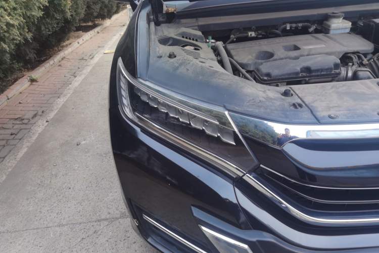 Used Honda UR-V 2017 370TURBO Four-Wheel Drive Prestige Edition China V Right Front Headlight