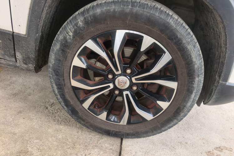 Used Baojun 510 2019 1.5L Automatic Prestige Edition China V Exterior 1