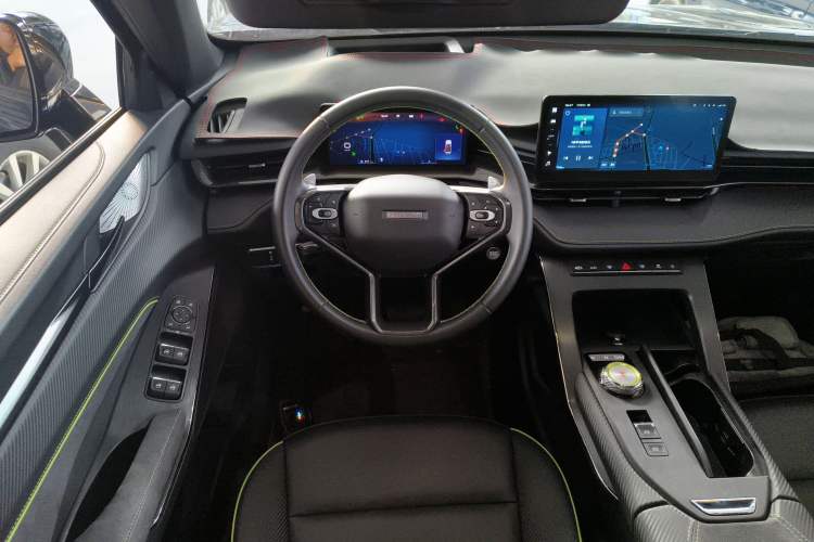 Used Haval H6S 2022 2.0T Two-Wheel Drive ZhiRun Version
