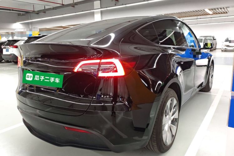 Used Tesla Model Y 2021 Standard Range Rear-Wheel Drive Version Rear Right 45 Deg