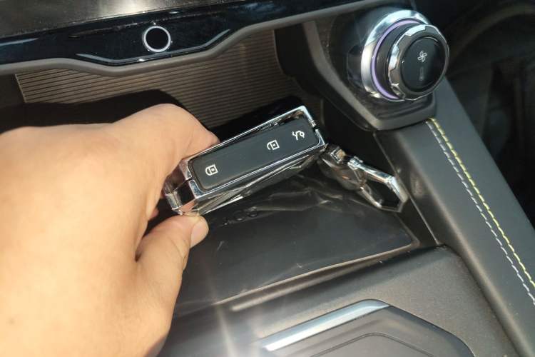 Used Lynk & Co 05 2023 2.0TD Two-Wheel Drive Shine Halo