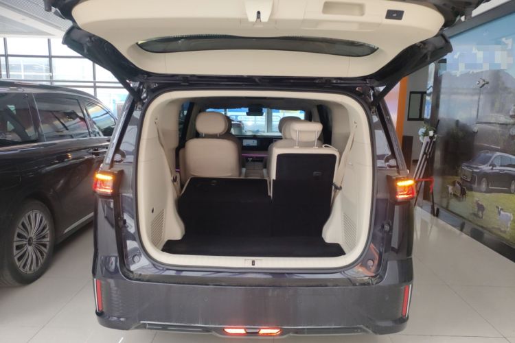 Used VOYAH Dream 2024 EV Long-Range Flagship Edition
