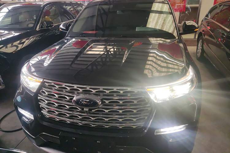 Used Ford Explorer 2020 EcoBoost 285 4x4 Titanium Edition 7-Seater