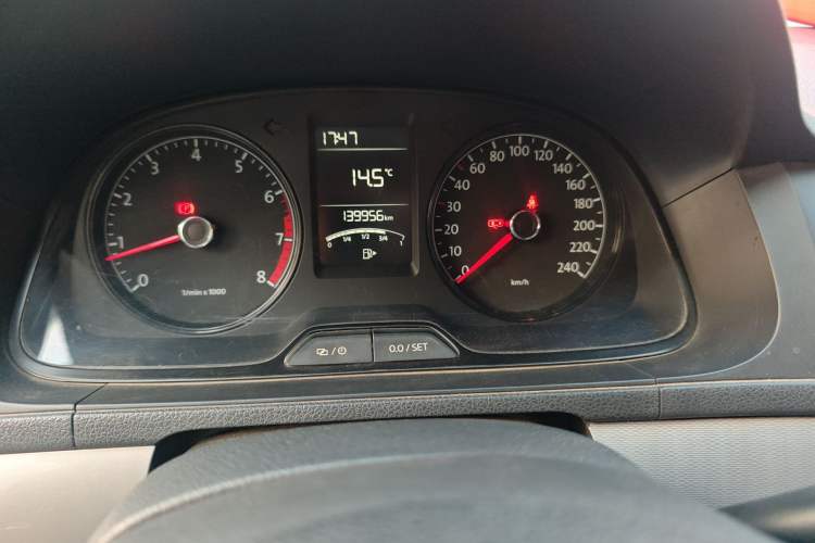 Used Volkswagen Lavida 2013 Revised Classic 1.6L Manual Fashion Edition Instrument Cluster