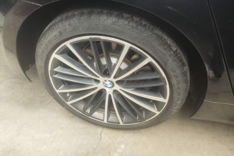 Used BMW 5 Series 2022 Restyled 530Li Leading Edition M Sport Package