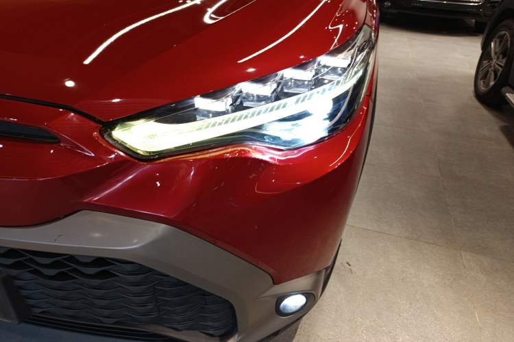 Used Toyota FRONTLANDER 2022 2.0L CVT Luxury PLUS Edition