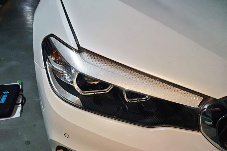 Used BMW 5 Series 2018 528Li Launch Special Edition Right Front Headlight