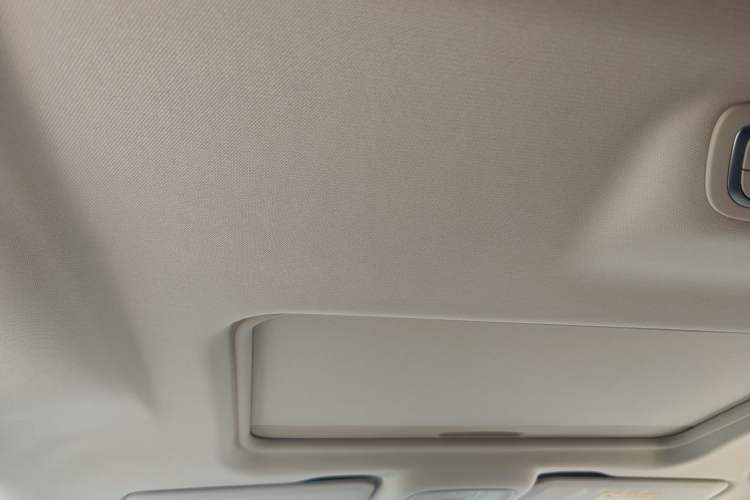 Used Buick GL8 2023 ES Lu Zun Deluxe Model
