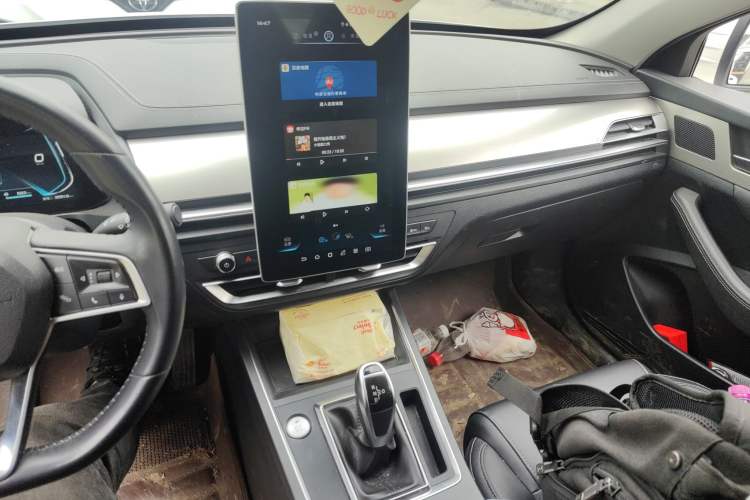 Used BYD Qin Pro 2019 Super Edition 1.5TI Automatic Smart Connect Enjoyment Model China VI Standard
