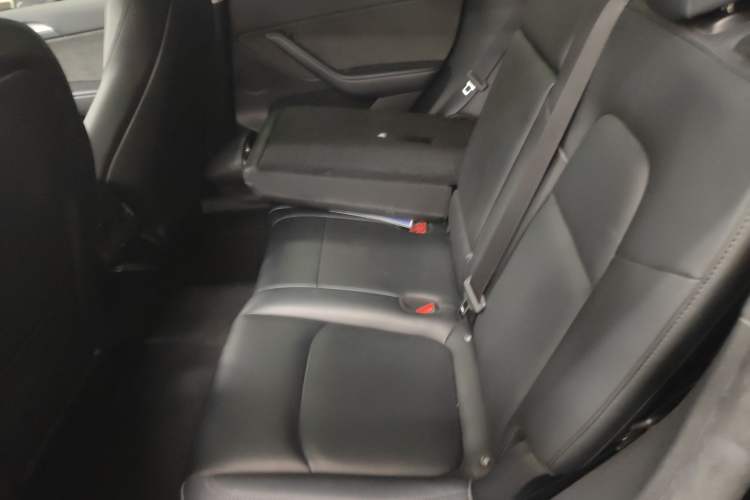 Used Tesla Model Y 2023 Long-Range All-Wheel-Drive Version
