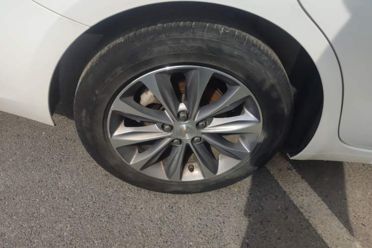 Used Chevrolet Monza 2020 320 Automatic Enjoyment Edition Right Rear Wheel Hub