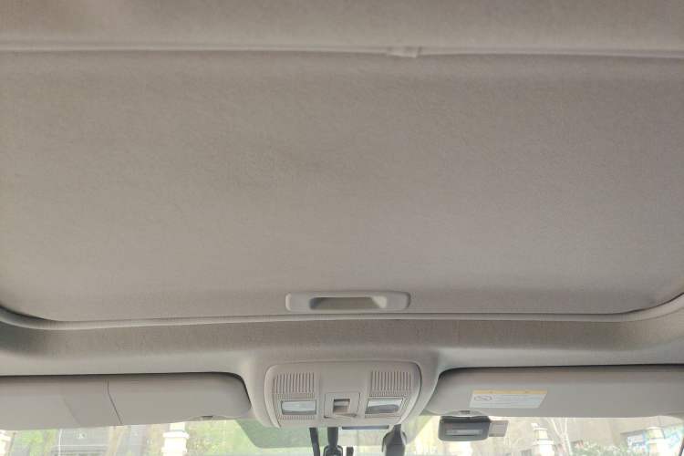 Used Mazda CX-5 2015 2.0L Automatic 4x4 Luxury Edition Headliner