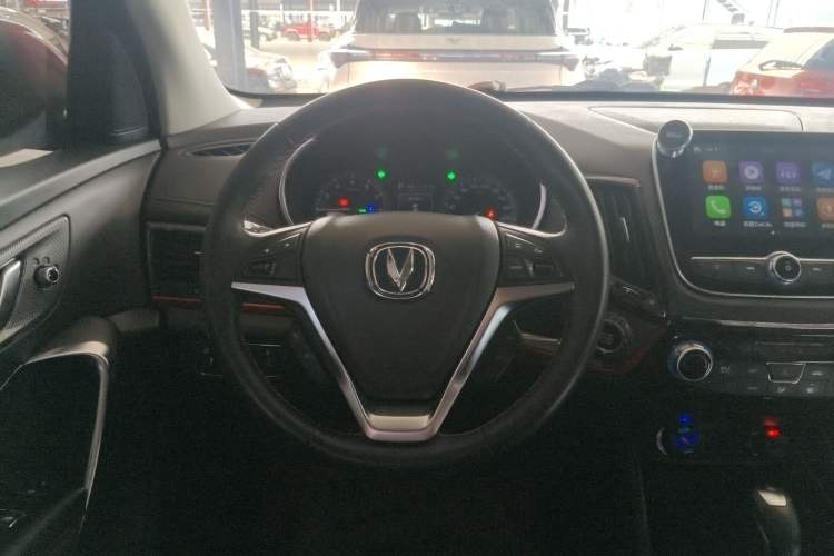 Used CHANGAN CS55 2017 1.5T Automatic Colorful Edition Steering Wheel