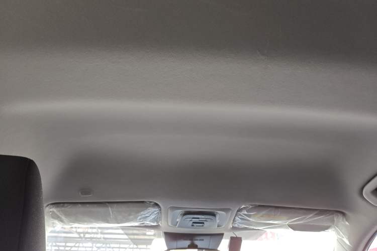 Used Toyota Corolla Cross 2024 2.0L Smart Electric Hybrid Dual-Engine Pioneer Edition
