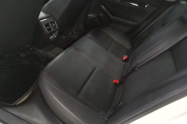 Used Honda Civic 2022 240TURBO CVT Dynamic Control Version
