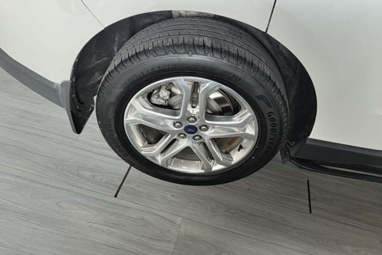Used Ford Edge 2016 EcoBoost 245 Four-Wheel Drive Titanium Edition 7-Seater