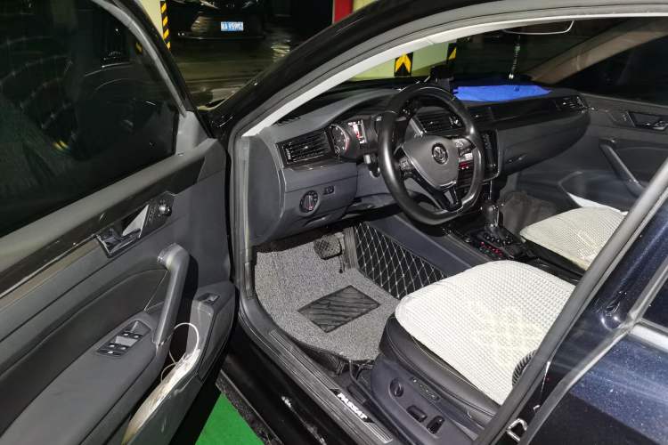 Used Volkswagen Passat 2016 330TSI DSG Prestige Edition
