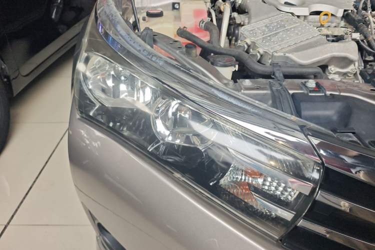 Used Toyota Corolla 2017 1.2T CVT GL-i Right Front Headlight
