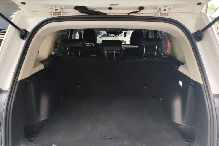 Used Haval DARGO 2021 1.5T DCT Two-Wheel Drive Labrador Edition Trunk