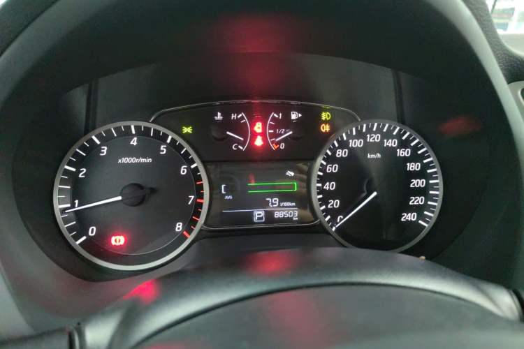 Used Nissan Sylphy 2019 1.6XV CVT Smart Connect Luxury Edition China VI Standard Instrument Cluster