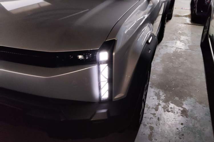 Used iCAR 03 2024 472km Four-Wheel Drive Long-Range Version
