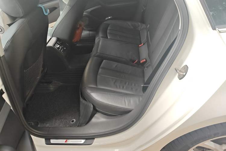 Used Audi A4L 2019 40 TFSI Fashion Edition China VI Emission Standard