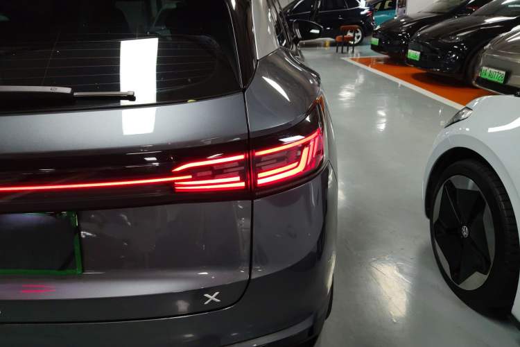 Used Volkswagen ID.4 X 2023 Upgraded Model Ultra-Long Range Version Right Rear Taillight