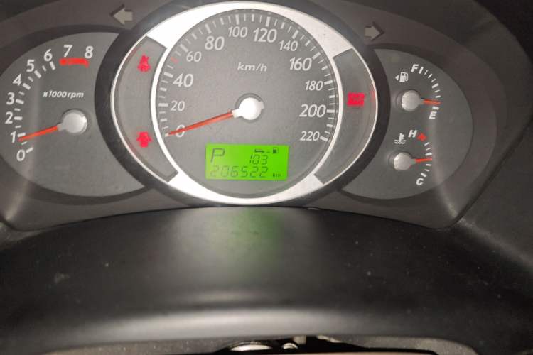 Used Hyundai Tucson 2009 2.0L Automatic Two-Wheel Drive with Sunroof