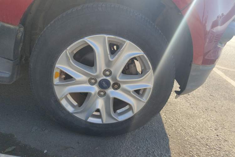 Used Ford EcoSport 2013 1.5L Automatic Fashion Model
