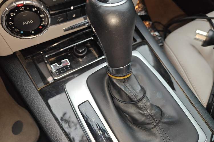 Used Mercedes-Benz C-Class 2011 C 200 CGI Fashion Model