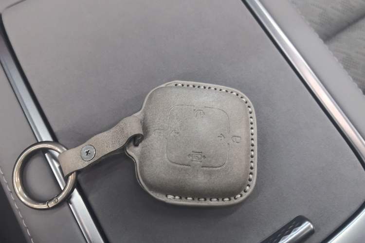 Used Zeekr 7X 2025 100 kWh Long-Range Rear-Wheel Drive with Intelligent Driving Features Interior 1