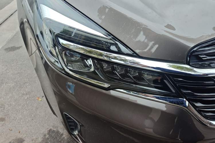 Used Buick GL8 2022 Land Business Class 652T Luxury Model