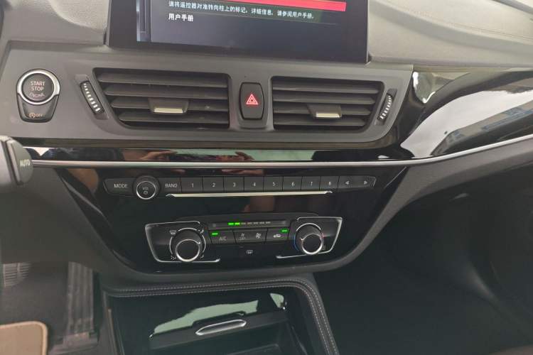 Used BMW 1 Series 2020 125i Leading Model M Sport Package Audio And AC Panel