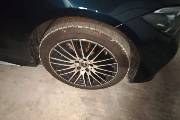 Used Mercedes-Benz C-Class 2023 C 200 L Sport Edition Right Front Wheel Hub