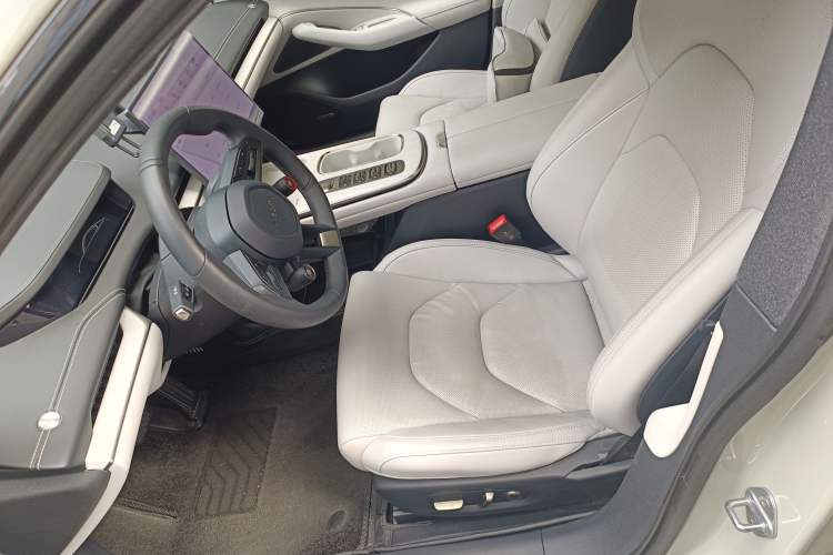 Used Xiaomi Auto SU7 2024 Rear-Drive Ultra-Long Range Advanced Pro-Level Intelligent Driving Version
