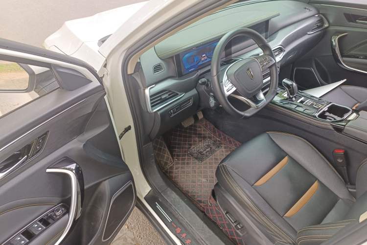 Used Bestune T77 2020 PRO 280 TID Automatic Prestige Model Driver Seat