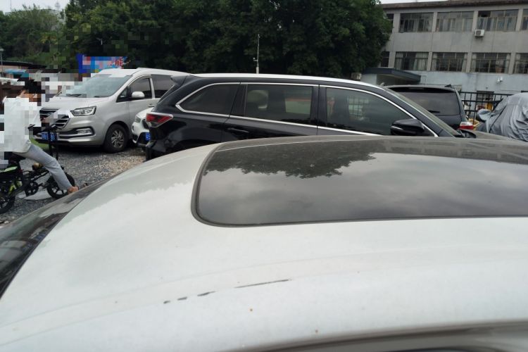 Used BMW 5 Series 2019 530Li Leading Model M Sport Package Roof