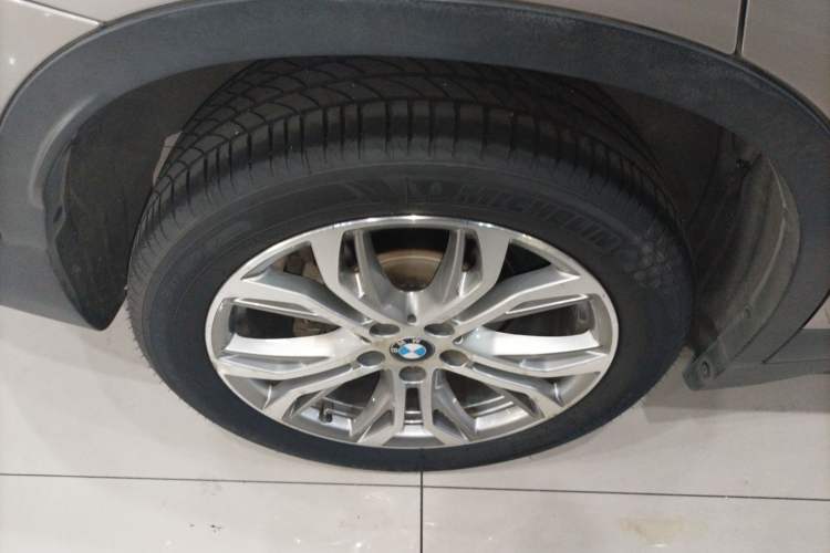Used BMW X1 2018 sDrive20Li Leading Model