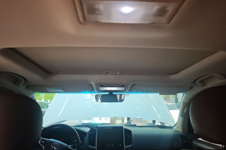 Used Toyota Land Cruiser 
