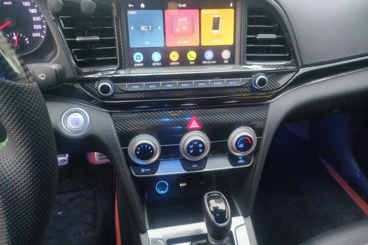 Used Hyundai Elantra (6th Generation / Lingdong) 2019 1.5L CVT ZhiXuan – Elite Version Audio And AC Panel