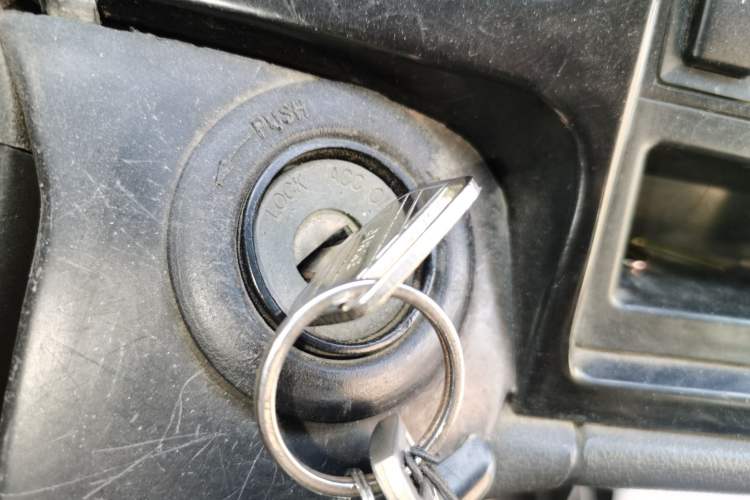 Used Jinbei Hiace 2014 2.0L 5th Generation Kuaiyunwang Business Version 4G20B Vehicle Key