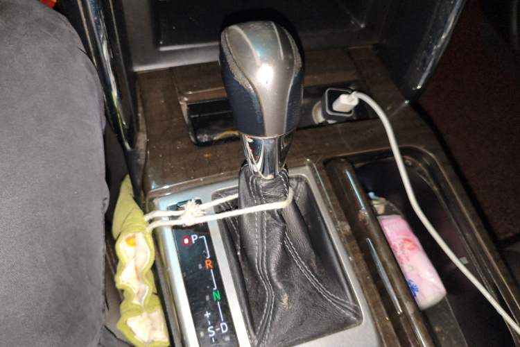 Used Toyota Reiz 2013 2.5V Shangrui Edition Gear Lever